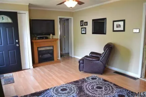 514 Chiswell Rd, Schenectady, NY 12304 photo 9