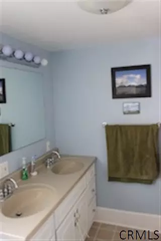 1108 Baker Ave, Schenectady, NY 12309 photo 12