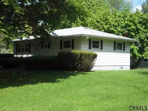 16 Larch St, Leeds, NY 12451 photo 10