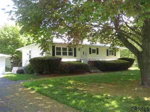 16 Larch St, Leeds, NY 12451 photo 1