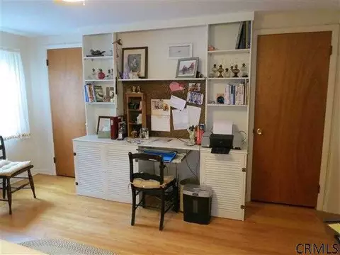 16 Eberle Rd, Latham, NY 12110 photo 13