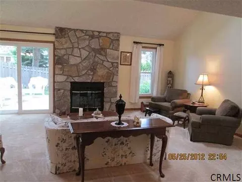 3 Standish Dr, Glenmont, NY 12077 photo 11