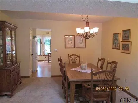 3 Standish Dr, Glenmont, NY 12077 photo 8