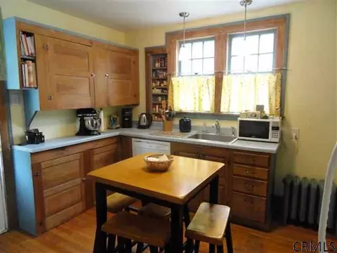 52 Elsmere Ave, Delmar, NY 12054 photo 2