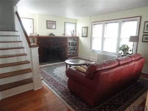 52 Elsmere Ave, Delmar, NY 12054 photo 9