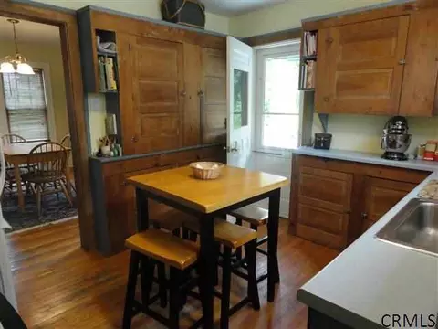 52 Elsmere Ave, Delmar, NY 12054 photo 3