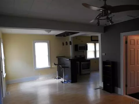 44 Clement Ave, Schenectady, NY 12304 photo 2