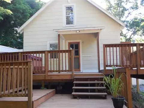 44 Clement Ave, Schenectady, NY 12304 photo 20