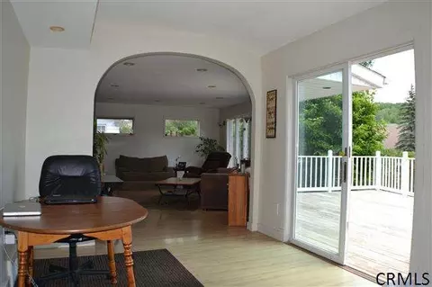 146 E State St, Gloversville, NY 12078 photo 4