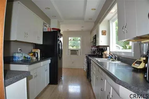 146 E State St, Gloversville, NY 12078 photo 3