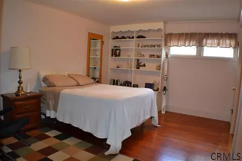 146 E State St, Gloversville, NY 12078 photo 10