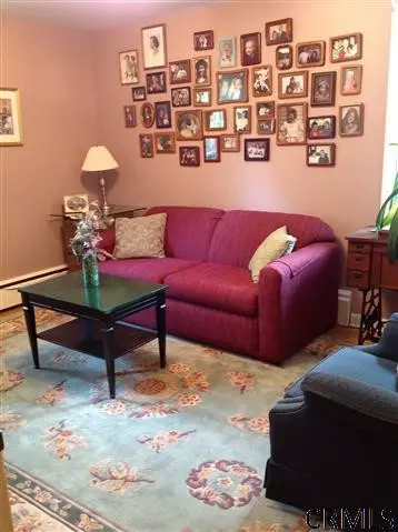 26 Charles Blvd, Delmar, NY 12054 photo 11