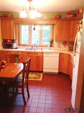 26 Charles Blvd, Delmar, NY 12054 photo 15