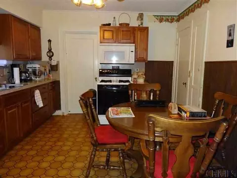 1013 4th Ave, Schenectady, NY 12303 photo 6