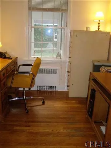 116 Elsmere Ave, Delmar, NY 12054 photo 8