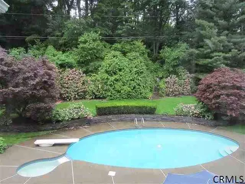 6 Macaffer Dr, Menands, NY 12204 photo 24
