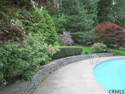 6 Macaffer Dr, Menands, NY 12204 photo 25