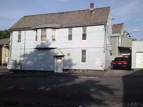 766 Eastern Ave, Schenectady, NY 12308 photo 3