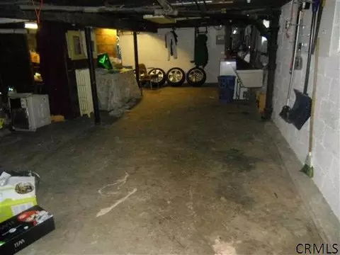 231 Edward St, Schenectady, NY 12304 photo 10