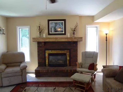 7 Kasper Dr, Clifton Park, NY 12065 photo 15