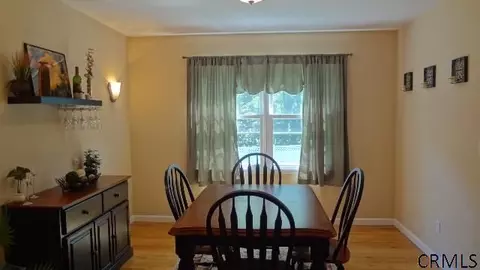 7 Kasper Dr, Clifton Park, NY 12065 photo 7