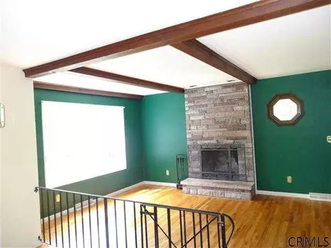 8 Salem Rd, Delmar, NY 12054 photo 2