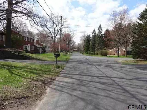 8 Salem Rd, Delmar, NY 12054 photo 15
