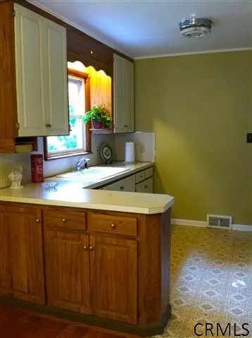 29 Hunter Rd, Delmar, NY 12054 photo 4