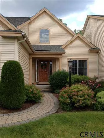 25 Walden Fields Dr, Delmar, NY 12054 photo 1