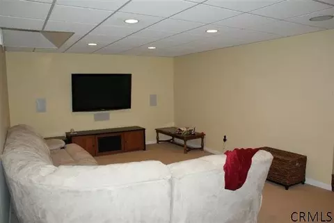 10 Durham Ct, Delmar, NY 12054 photo 16