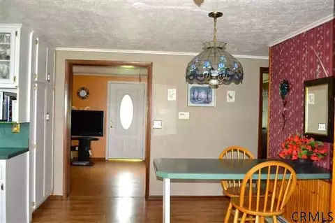 148 Thruview Dr, Amsterdam, NY 12010 photo 7