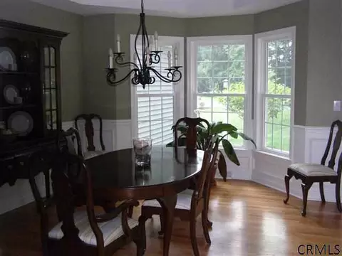 149 Bender Ln, Glenmont, NY 12077 photo 8