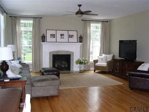 149 Bender Ln, Glenmont, NY 12077 photo 13