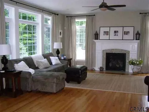 149 Bender Ln, Glenmont, NY 12077 photo 12