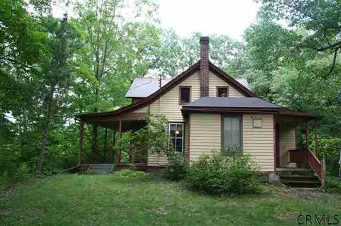 682684 River Rd, Glenmont, NY 12077 photo 15
