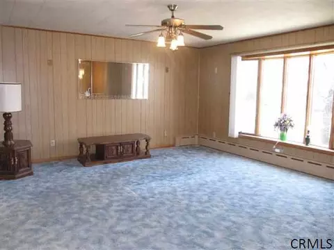 162 Beach Rd, Clifton Park, NY 12065 photo 5