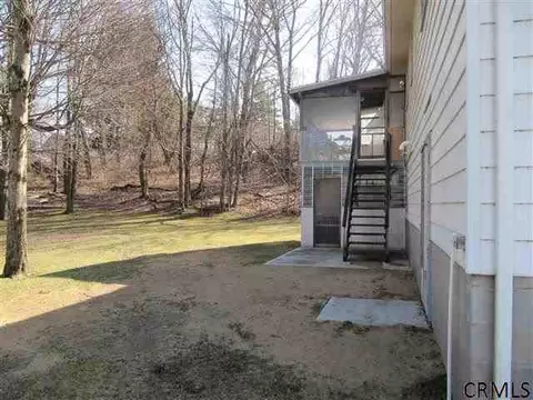 162 Beach Rd, Clifton Park, NY 12065 photo 17