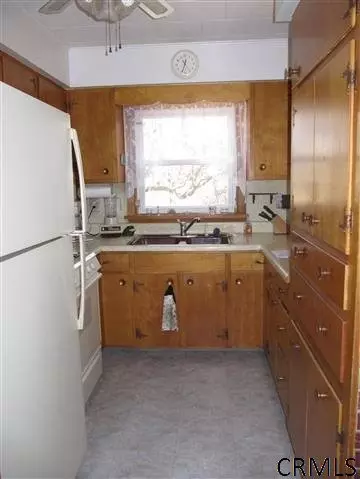 162 Beach Rd, Clifton Park, NY 12065 photo 7