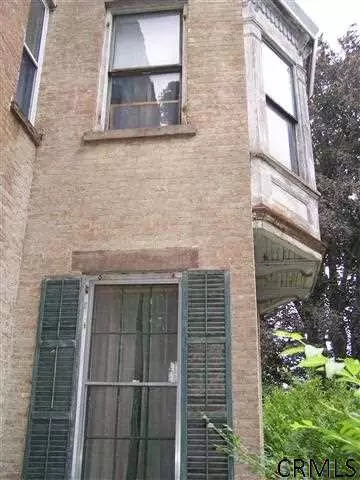 541 Third Ave, Troy, NY 12182 photo 4