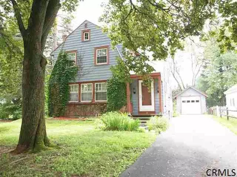 2 Furman Pl, Delmar, NY 12054 photo 1