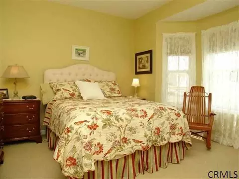 55 Covington Dr, Mechanicville, NY 12118 photo 10