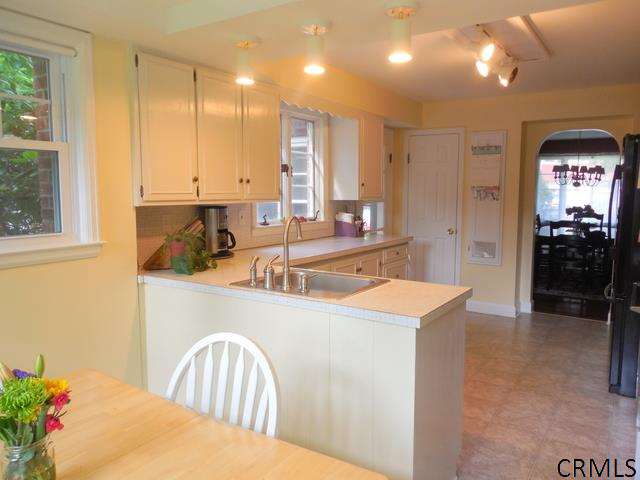 32 Highland Dr, Poughkeepsie, NY 12601 photo 13