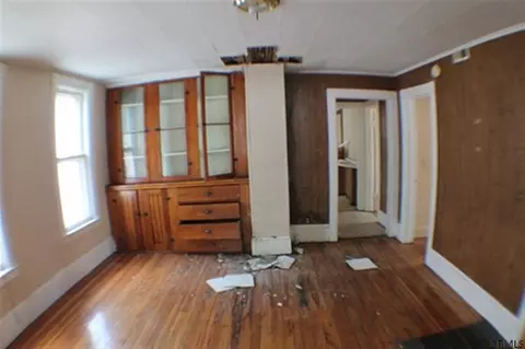 822 Bridge St, Schenectady, NY 12303 photo 6