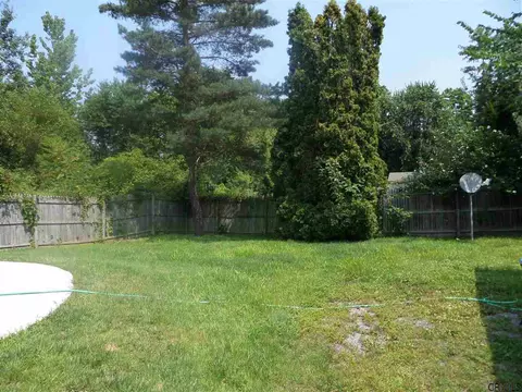 33 Hackett St, Selkirk, NY 12158 photo 18