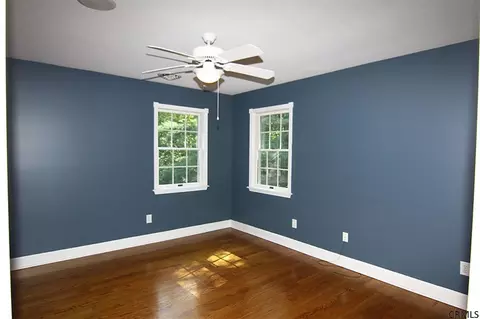 3339 E Old State Rd, Schenectady, NY 12303 photo 15