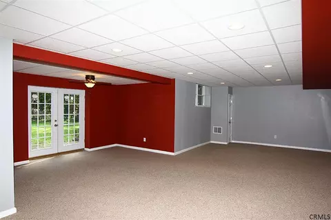 3339 E Old State Rd, Schenectady, NY 12303 photo 17