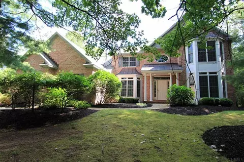 3339 E Old State Rd, Schenectady, NY 12303 photo 1
