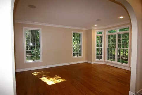 3339 E Old State Rd, Schenectady, NY 12303 photo 3