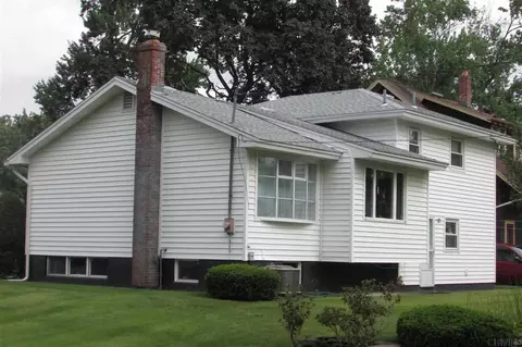 28 Marriott Ave, Schenectady, NY 12304 photo 4