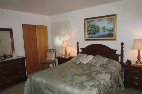 28 Marriott Ave, Schenectady, NY 12304 photo 16